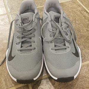 Nike trainer shoes mens 10.5